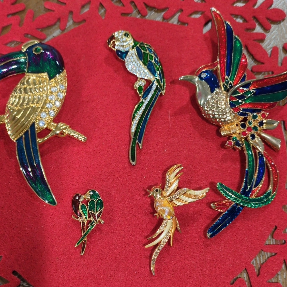 Unique Spectacular CollectionElegant Multicolor Bird Brooch Set #115